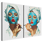 Modulaire canvasprint Collage van een vrouw die een blauw masker aanbrengt