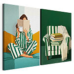 Modulaire canvasprint Vrouw in pyjama die een boek leest en een stapel boeken